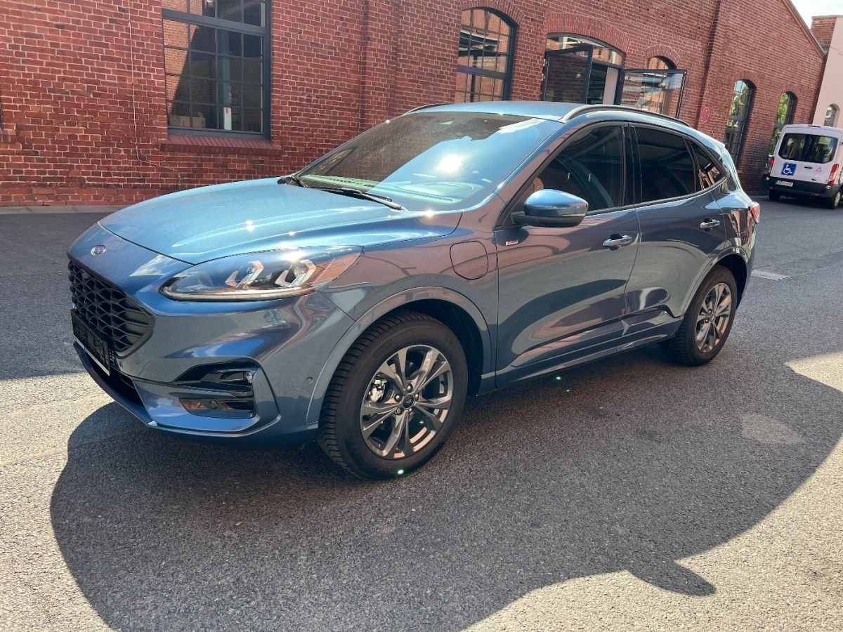 Ford KUGA ST-Line X - Samsaru's Car Outlet