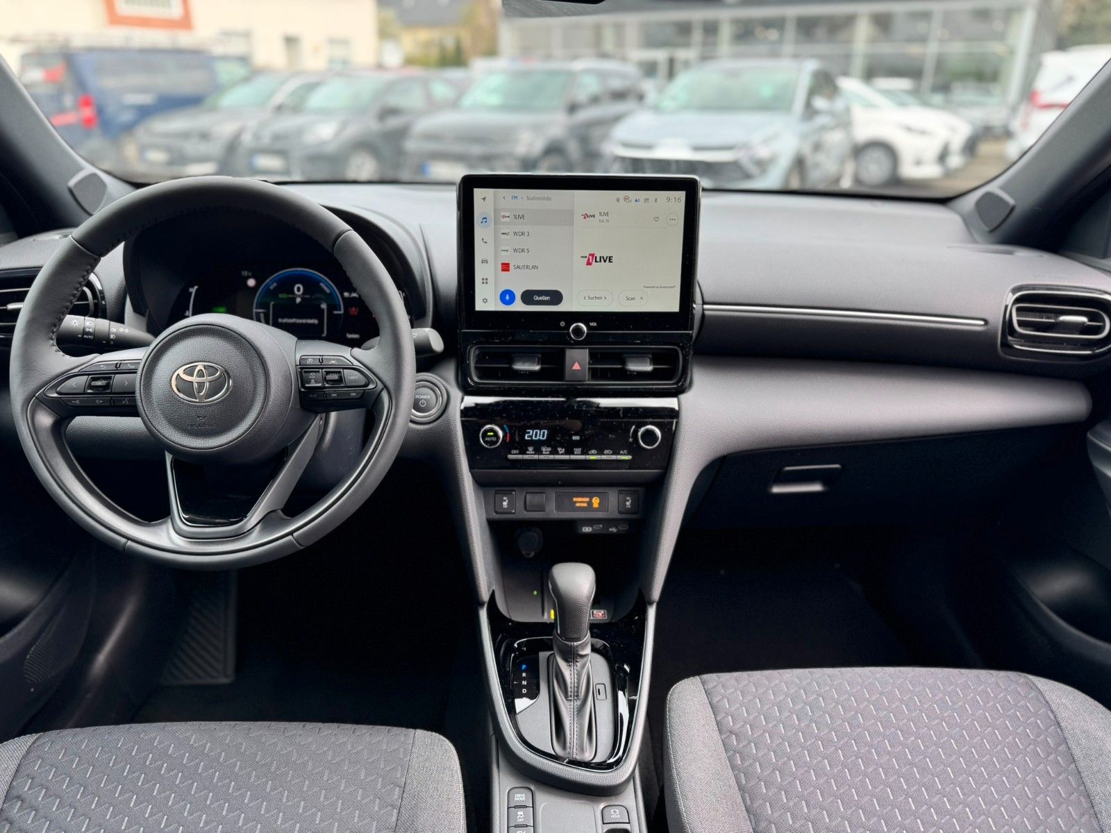 Toyota Yaris Cross 130 PS Hybrid Teamplayer | PDC | LED
