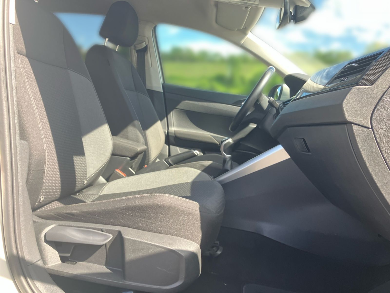 Volkswagen Taigo Life 1.0 TSI - Samsaru's Car Outlet