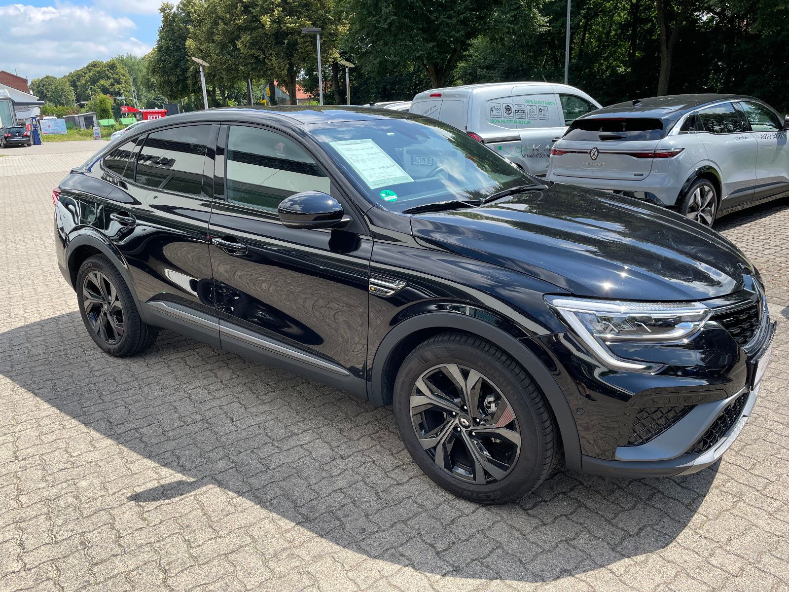 Renault Arkana R.S. Line TCe160 EDC - Samsaru's Car Outlet