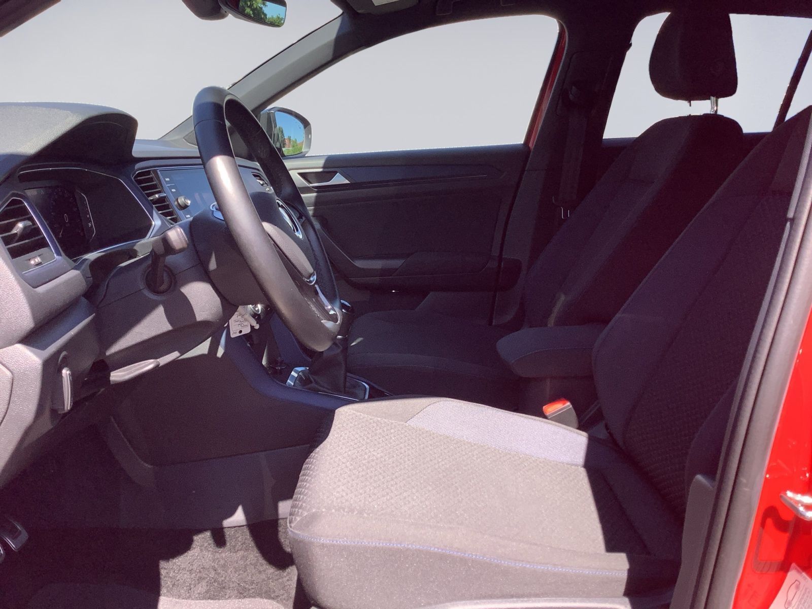 Volkswagen T-Roc 1.0TSI UNITED - Samsaru's Car Outlet