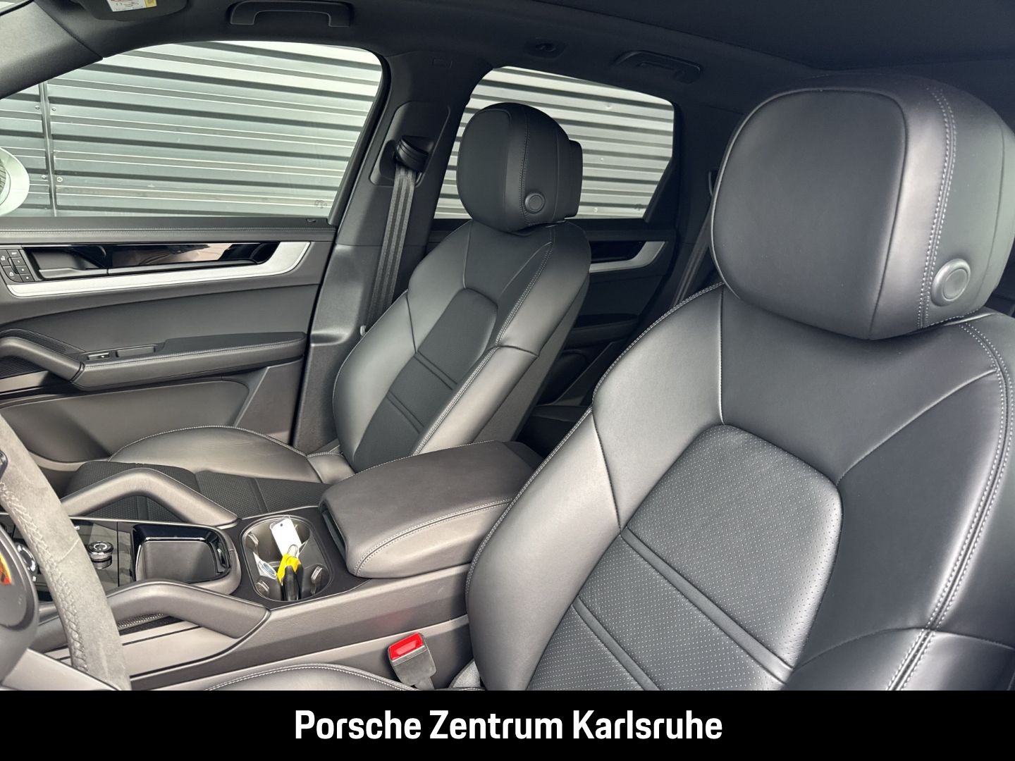 Porsche Cayenne E-Hybrid BOSE LED-Matrix Panoramadach