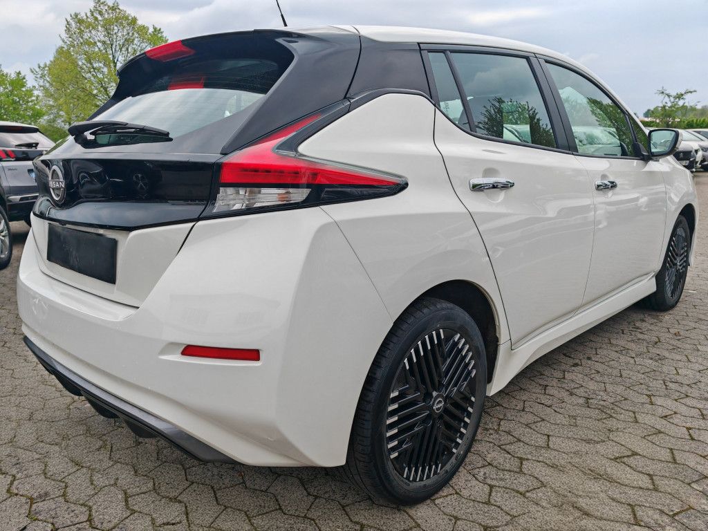 Nissan Leaf 62 kWh - Samsaru's Car Outlet