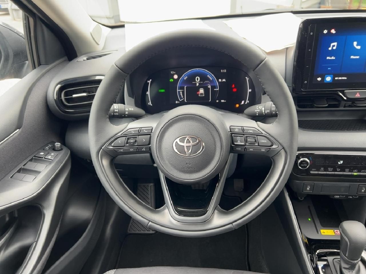 Toyota Yaris 1,5 Hybrid Teamplayer *Safetyp.*Comfortp.*