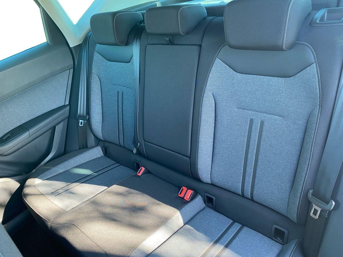 Seat Ateca 1.5 TSI DSG STYLE+AHK+NAVI+LED+ACC+KAMERA