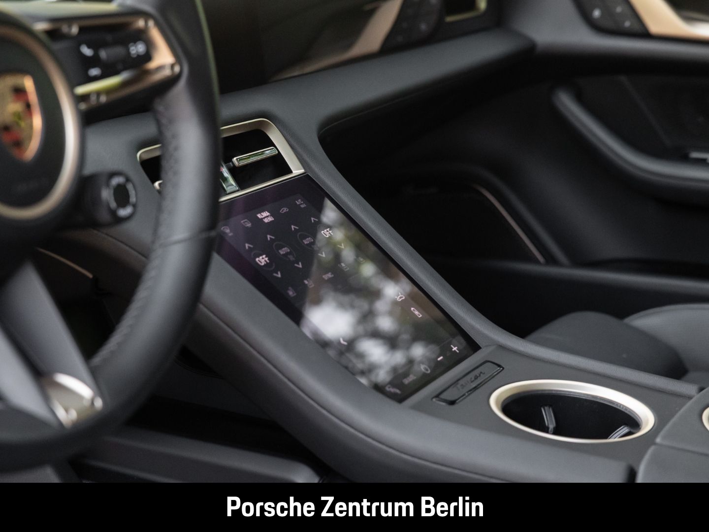 Porsche Taycan 4 Cross Turismo Panoramadach InnoDrive