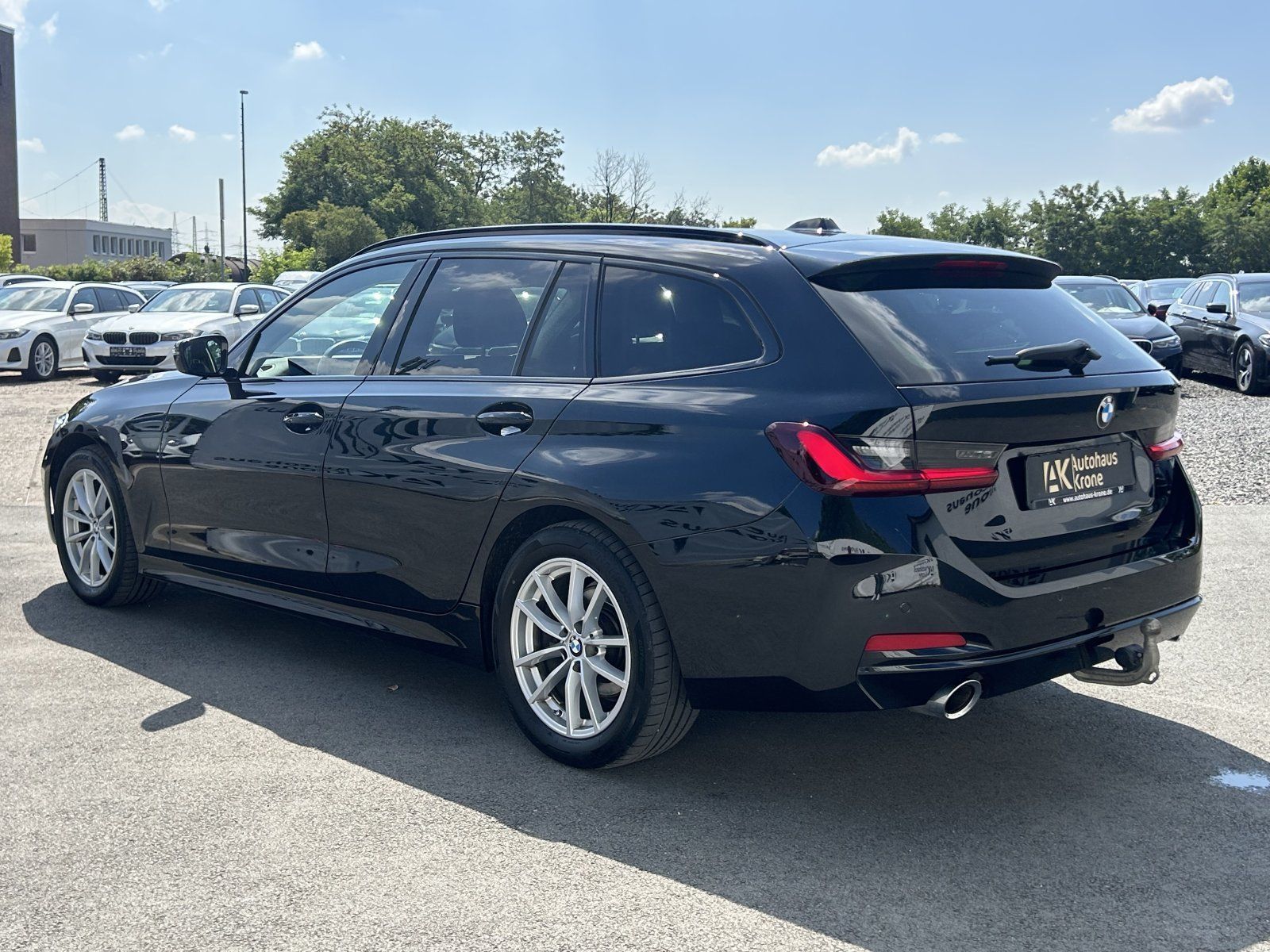 BMW 320 d xDrive - Samsaru's Car Outlet
