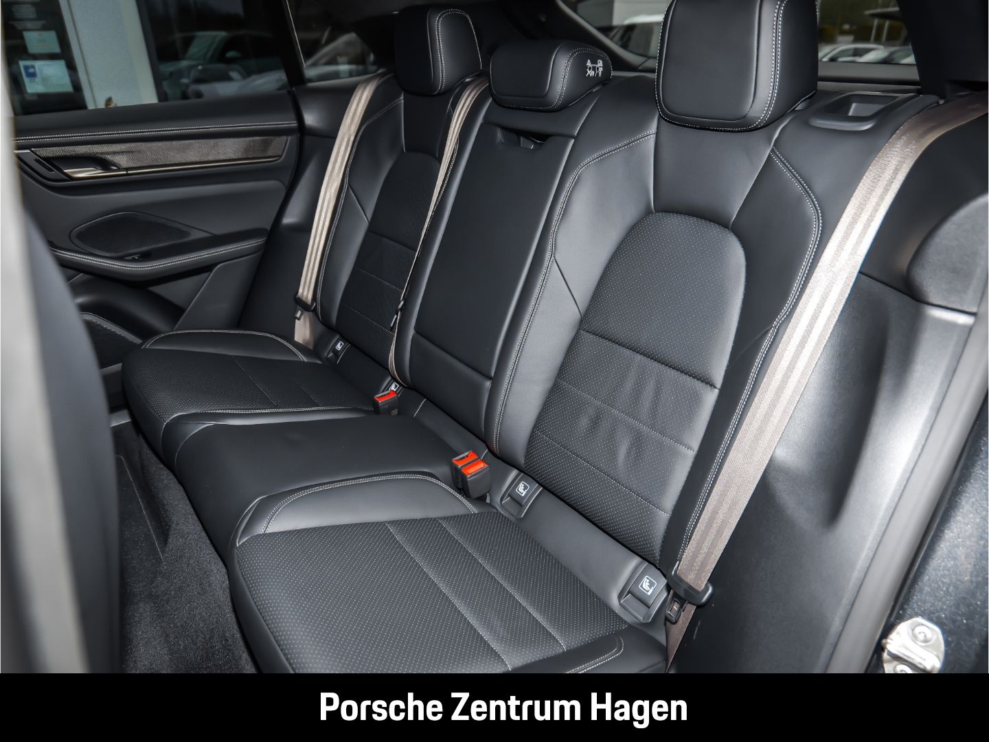 Porsche Macan Turbo Surround-View InnoDrive LED-Matrix