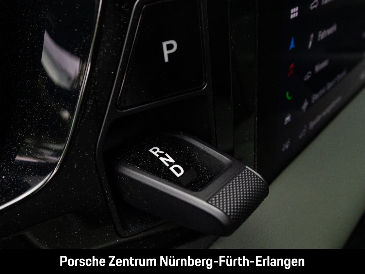 Porsche Macan 4 BOSE SportChrono Panoramadach Abstandsre
