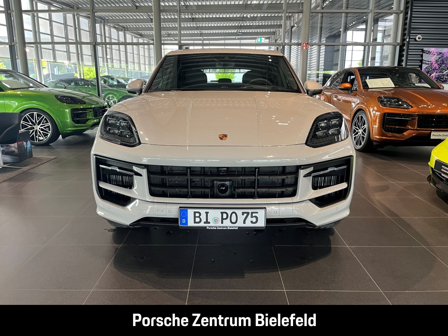 Porsche Cayenne BOSE Sportabgasanlage Panoramadach LED