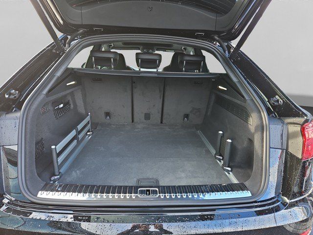 Audi RS Q8 SUV AHK*HD-Matrix*Pano*AGA