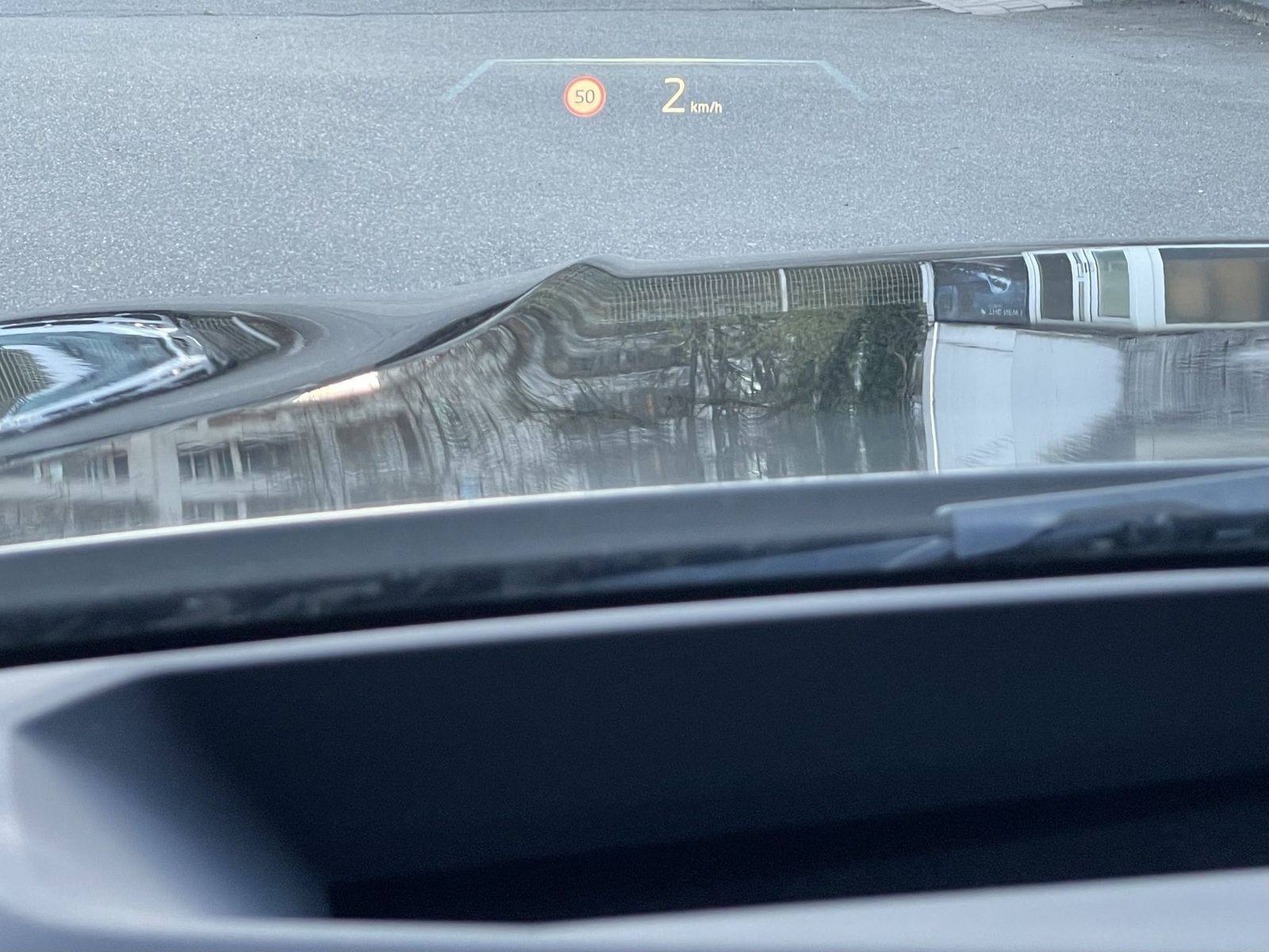 BMW 330e xDrive A M-Sportpaket Navi|PDC|MFL|AHK|SHZ