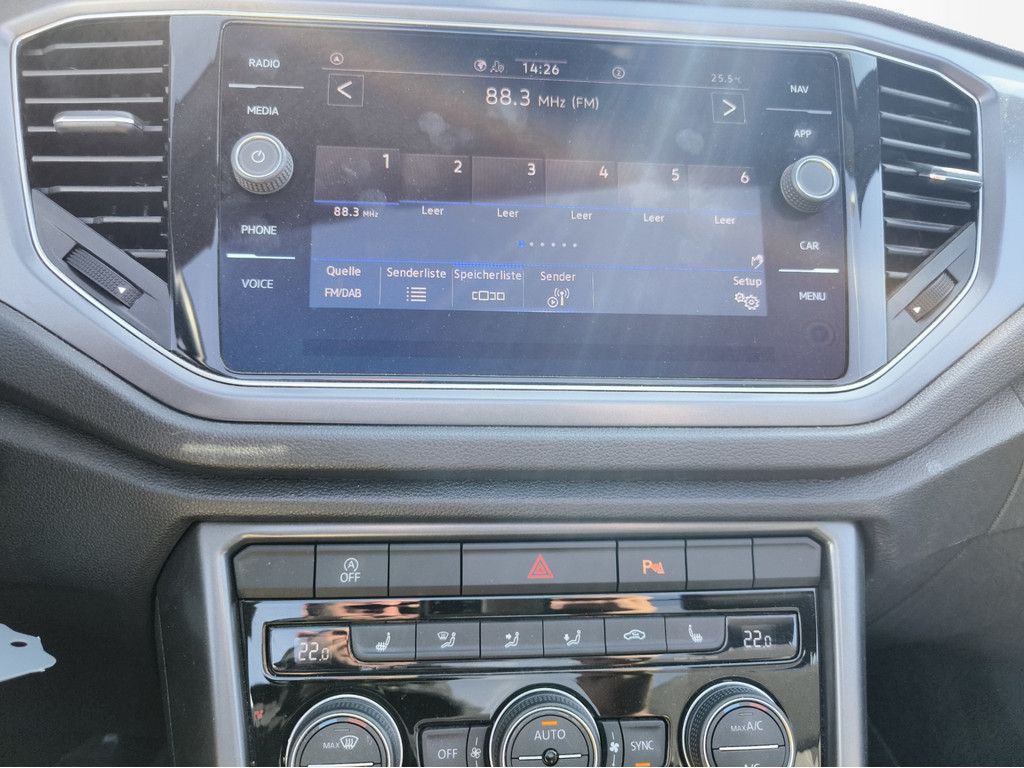 Volkswagen T-Roc Style - Samsaru's Car Outlet