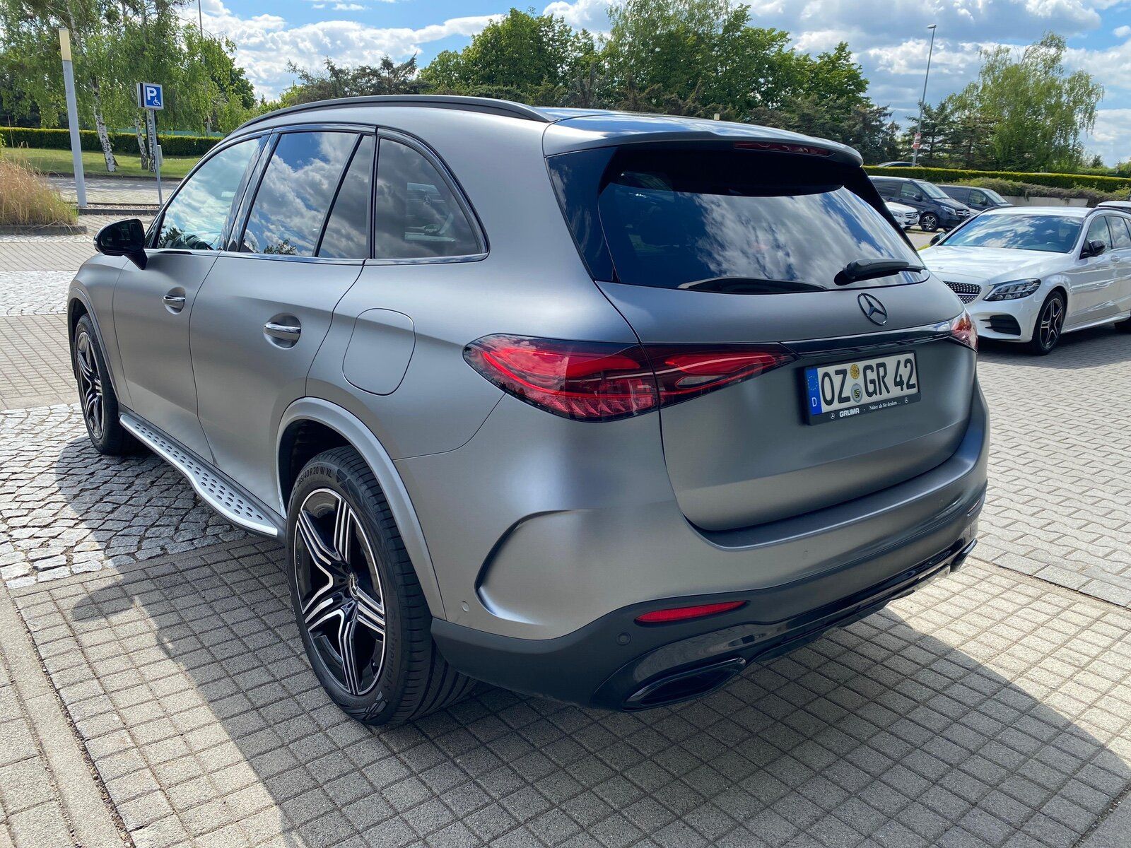Mercedes-Benz GLC 400 e 4M AMG+Night+AHK+DigiLight+Distronic+