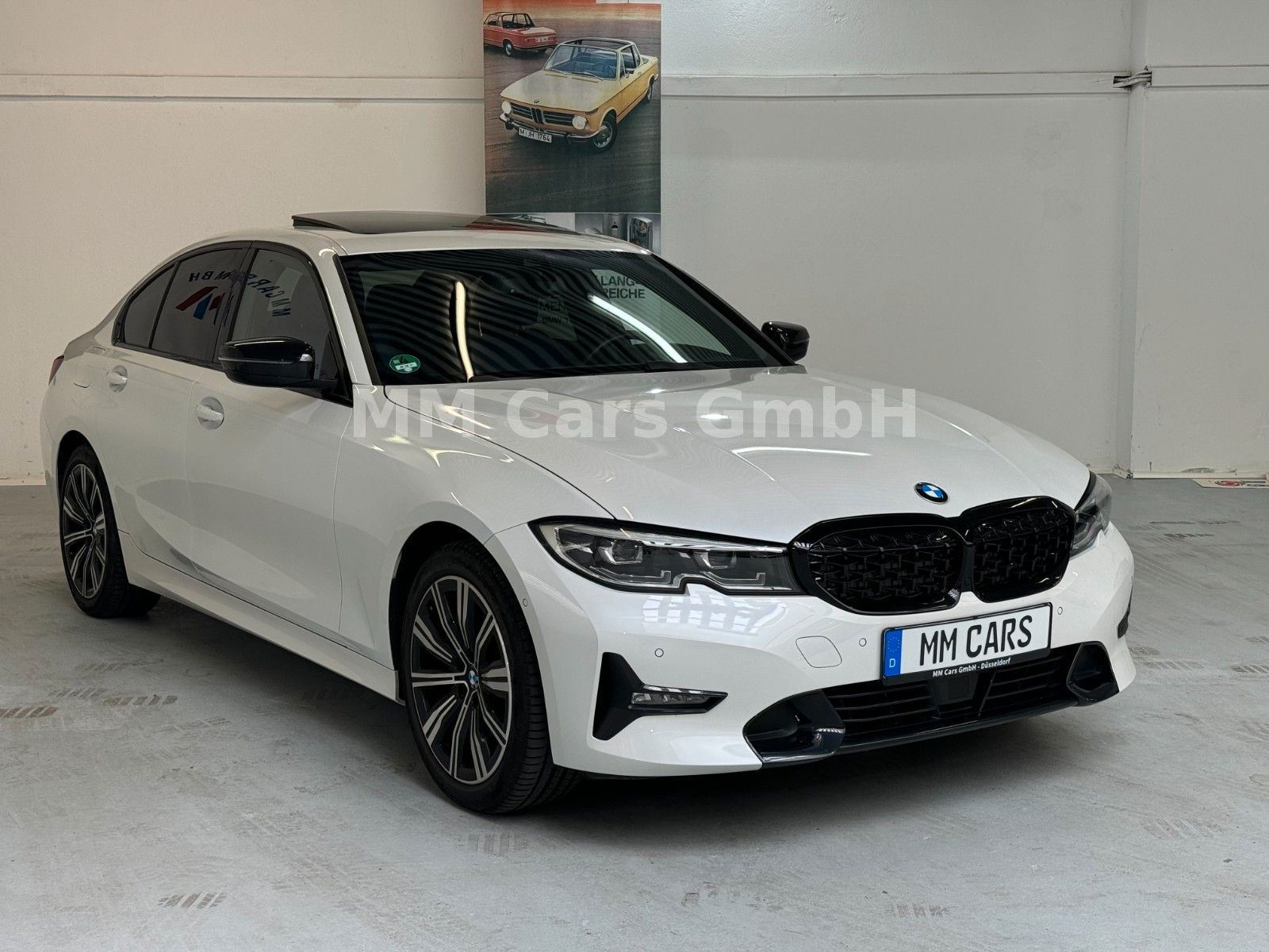 BMW 320d Sport Line - Samsaru's Car Outlet