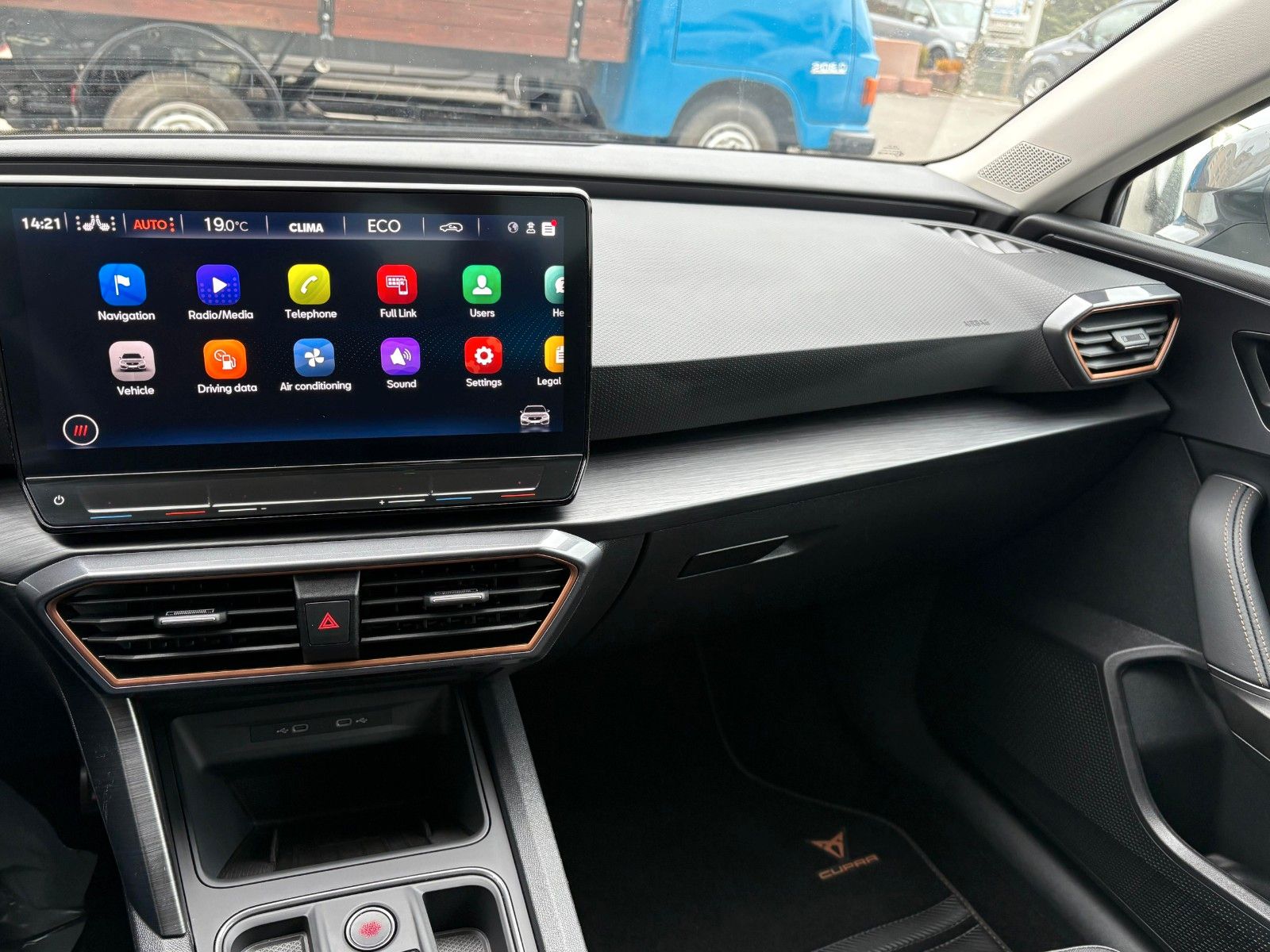 Cupra Leon 1.5 ST e-Hybrid - Samsaru's Car Outlet