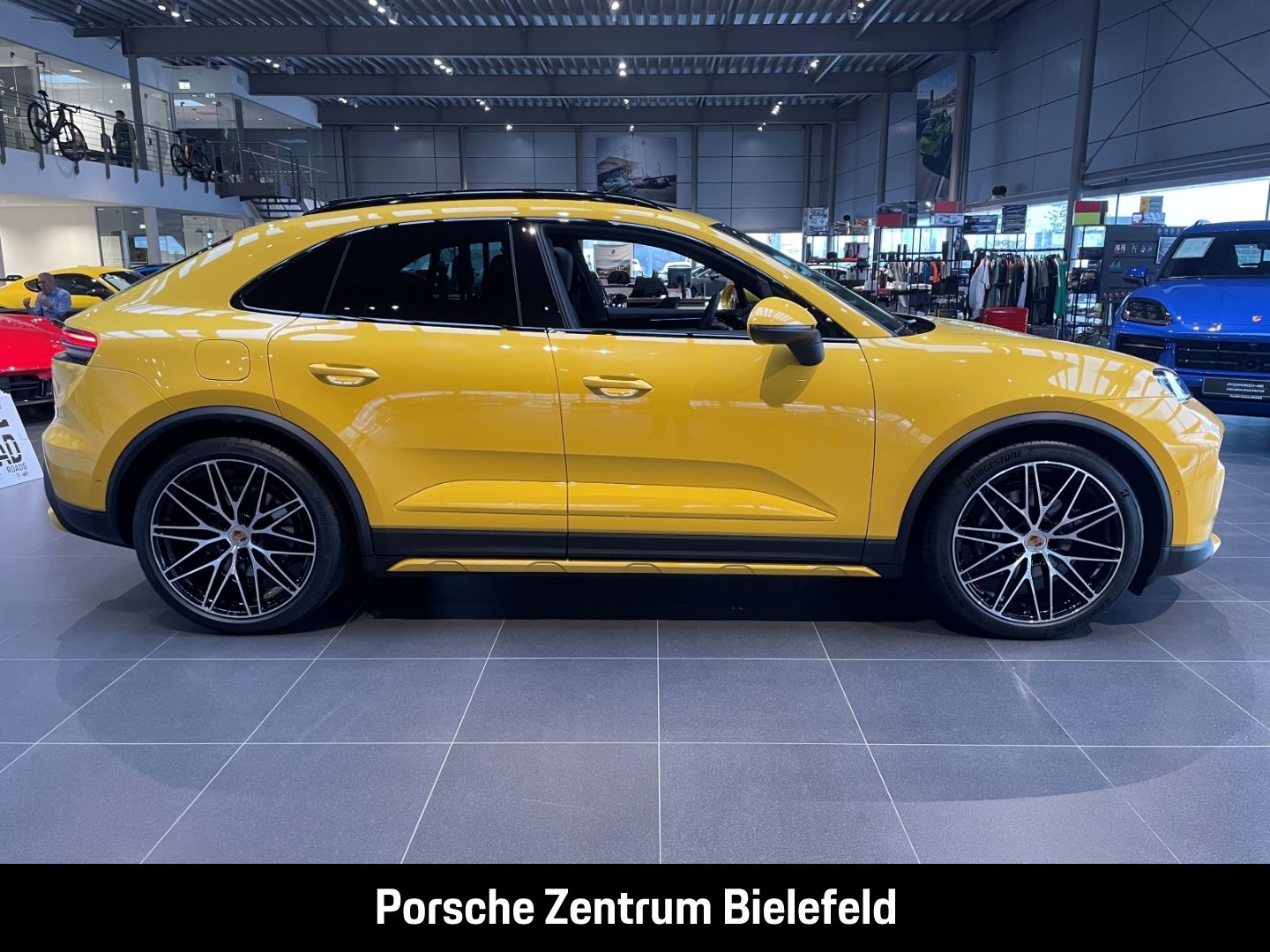 Porsche Macan 4 Offroad-Design LED-Matrix Surround-View