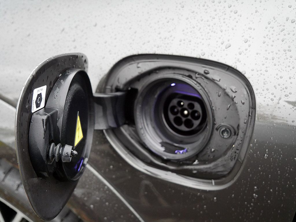 Volvo XC60 T8 Recharge Inscription FACEL. STANDHZ LED