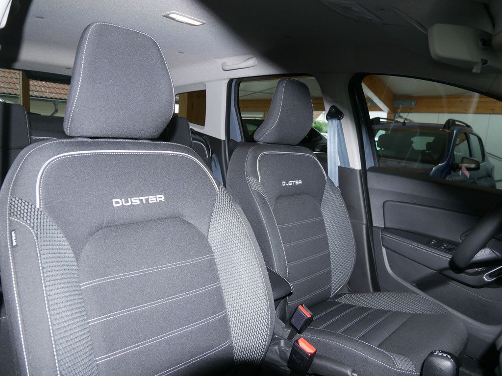 Dacia Duster Journey TCe 150 EDC - Samsaru's Car Outlet