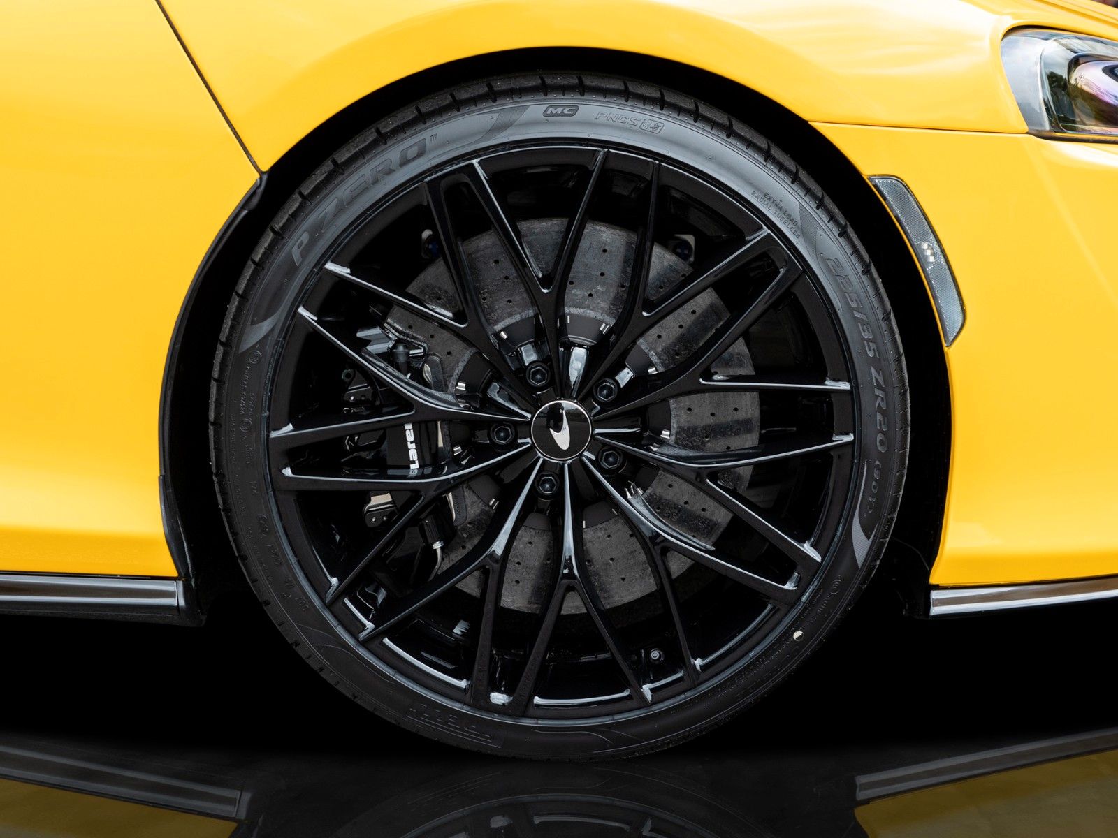 McLaren GT | MSO | Bowers&Wilkins | Premium Pack