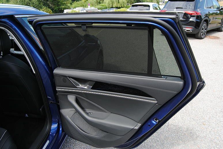 Volkswagen Passat 1.5 eHybrid DSG Elega.AHK.Navi-Max.HUD