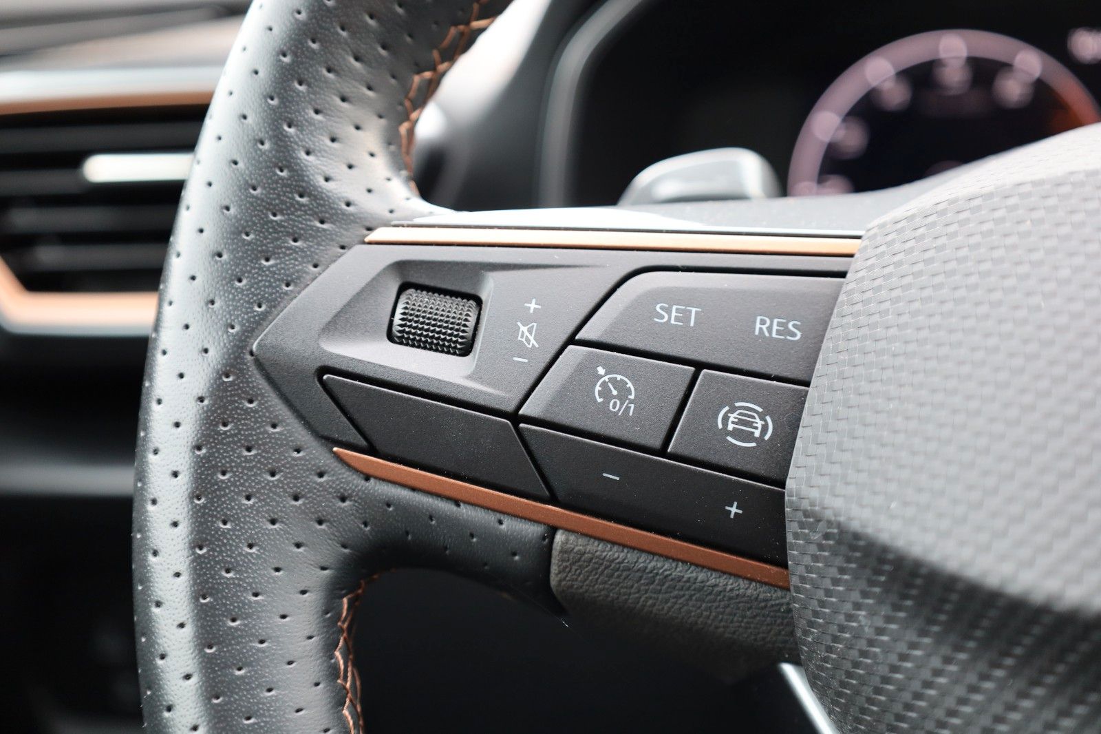 Cupra Sportstourer 2.0 TSI DSG - Samsaru's Car Outlet