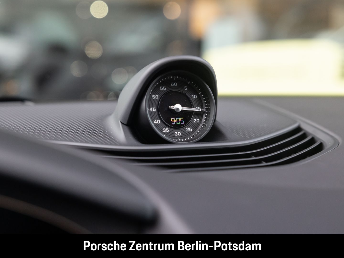 Porsche Taycan 4 Cross Turismo HD-Matrix InnoDrive 21-Zo