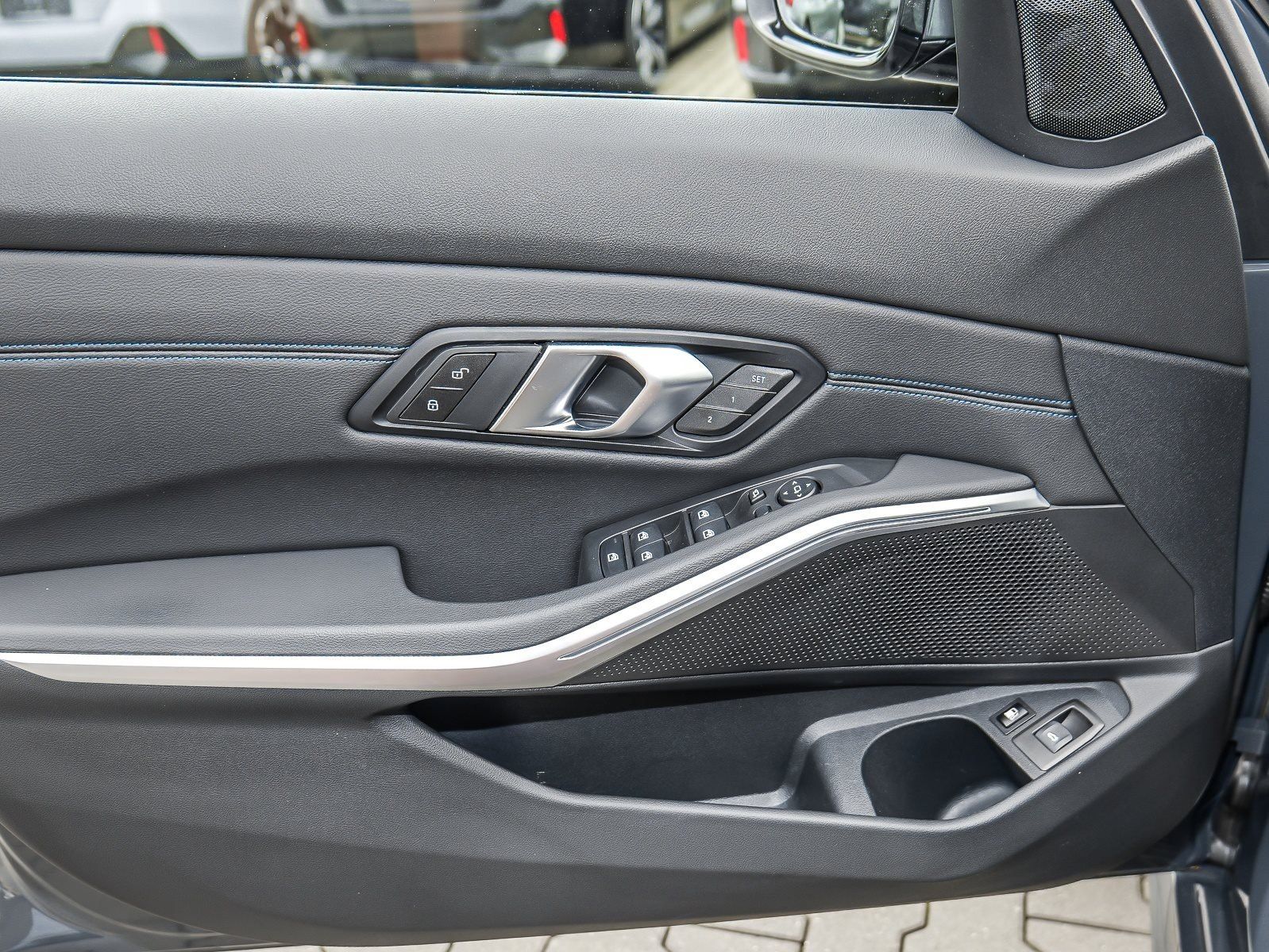 BMW 330e xDrive Touring M Sport HUD PANO ACC AHK LM