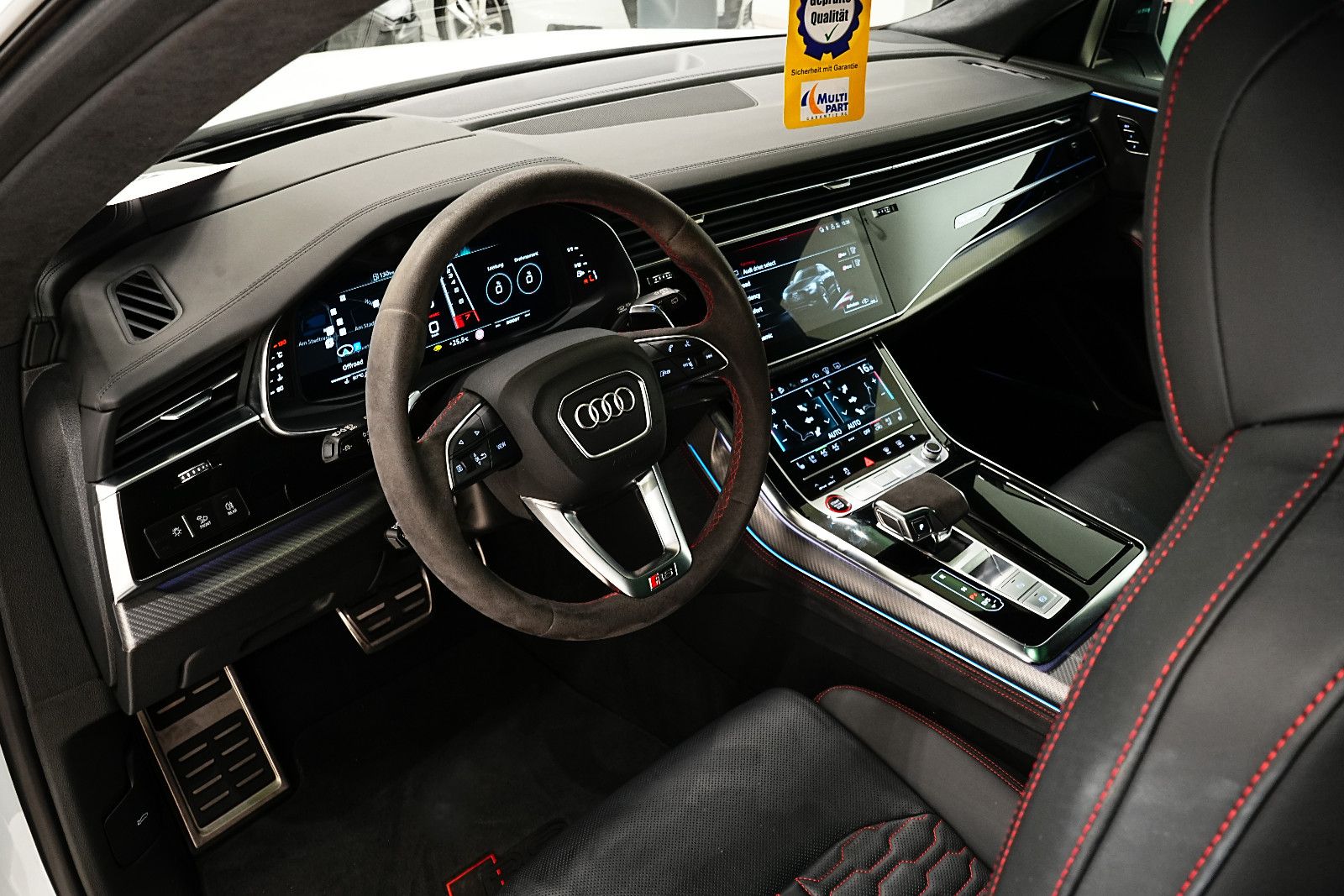 Audi RSQ8 4.0|HUD|KERAMIK|CARBON|SOFT|LUFT|3D|MASSAG|