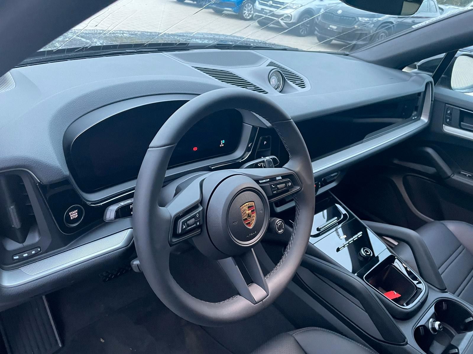 Porsche CAYENNE COUPE 360°AIR/INNO/HUD/BOSE/PANO/BF-DISP