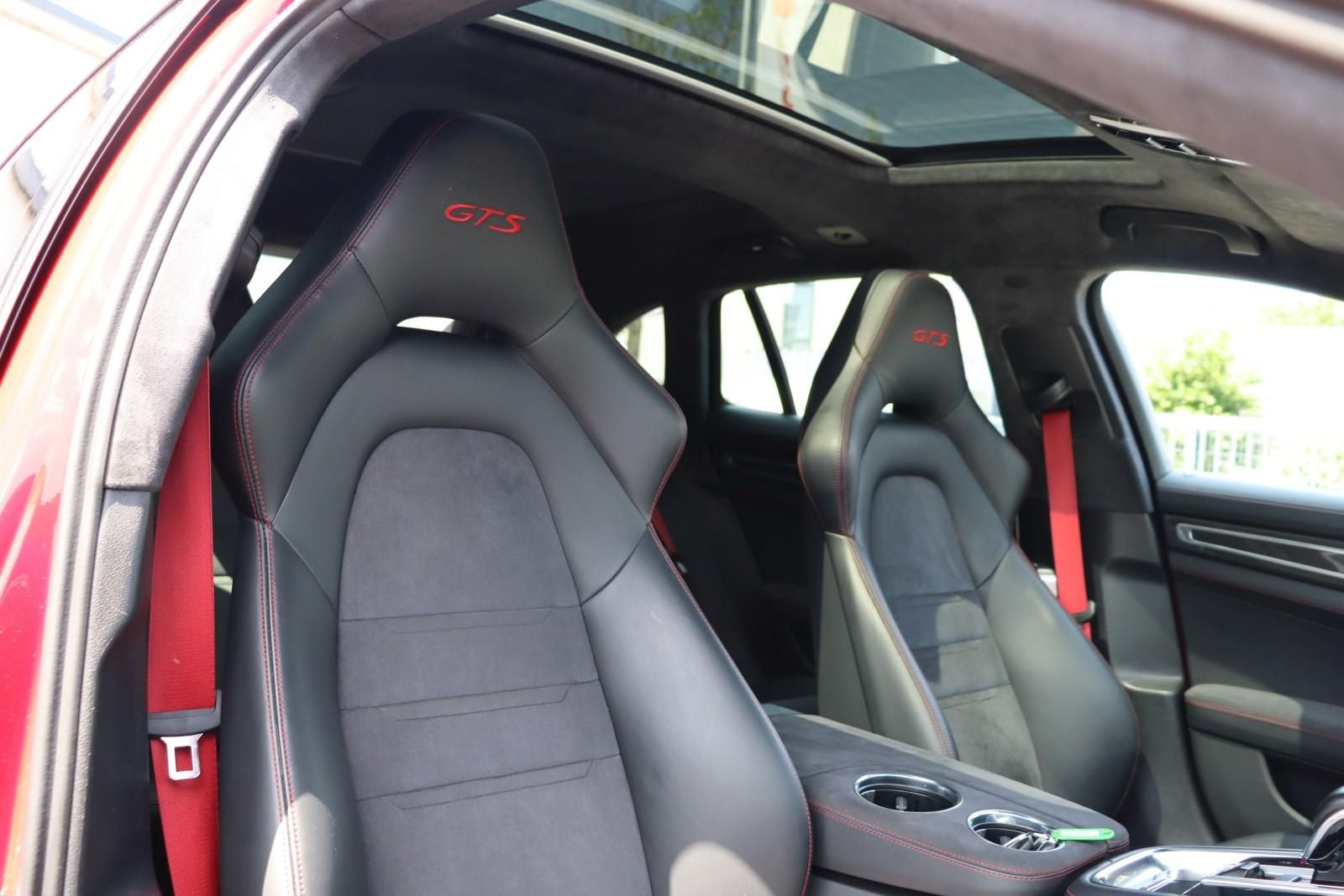 Porsche Panamera GTS Sport Turismo +SPORT-DESIGN+STANDHE