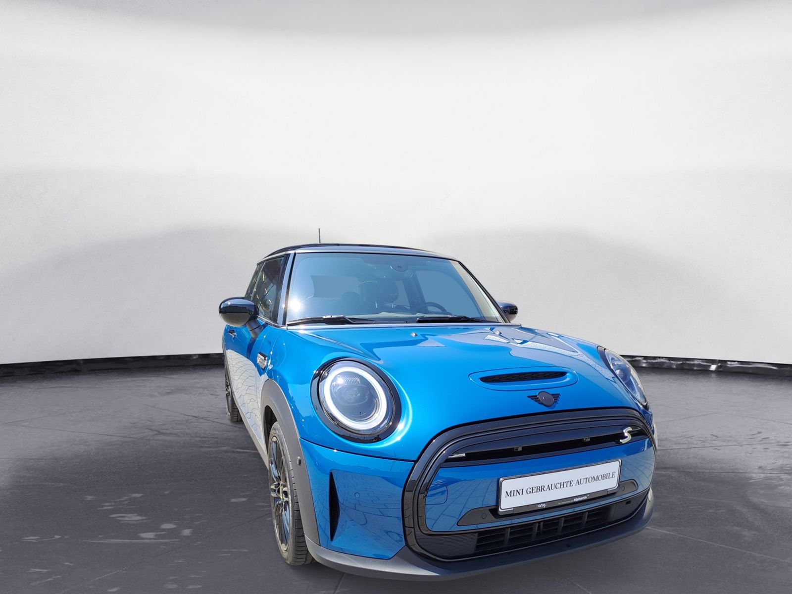 MINI Cooper SE - Samsaru's Car Outlet
