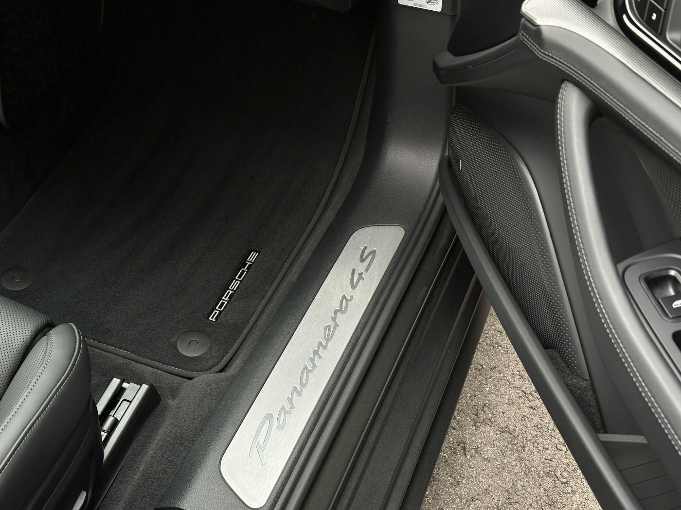 Porsche Panamera 4S E-Hybrid PANO 360° Soft-Close