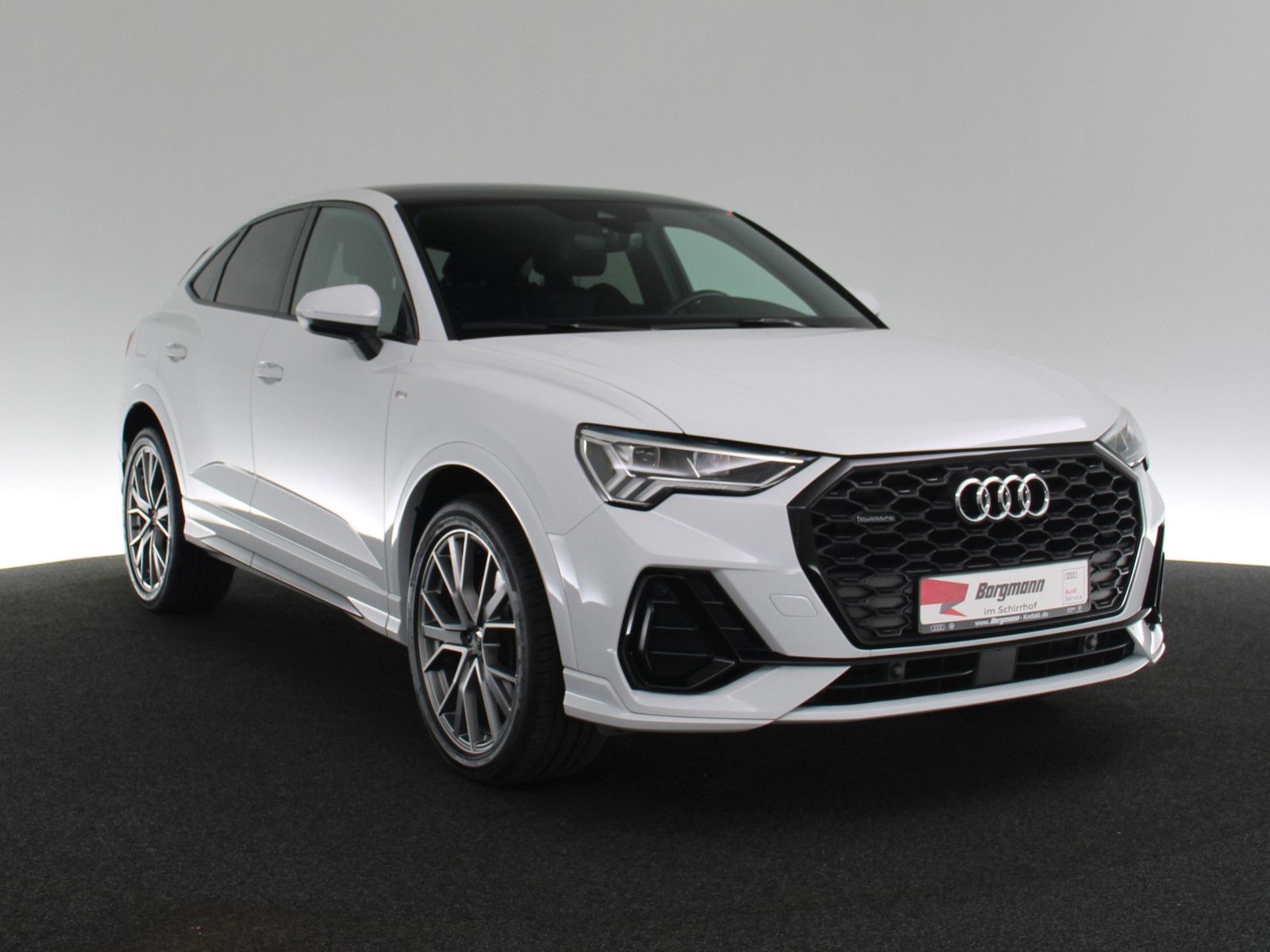 Audi Q3 Sportback 45 TFSI quattro S line PANO LED B&O