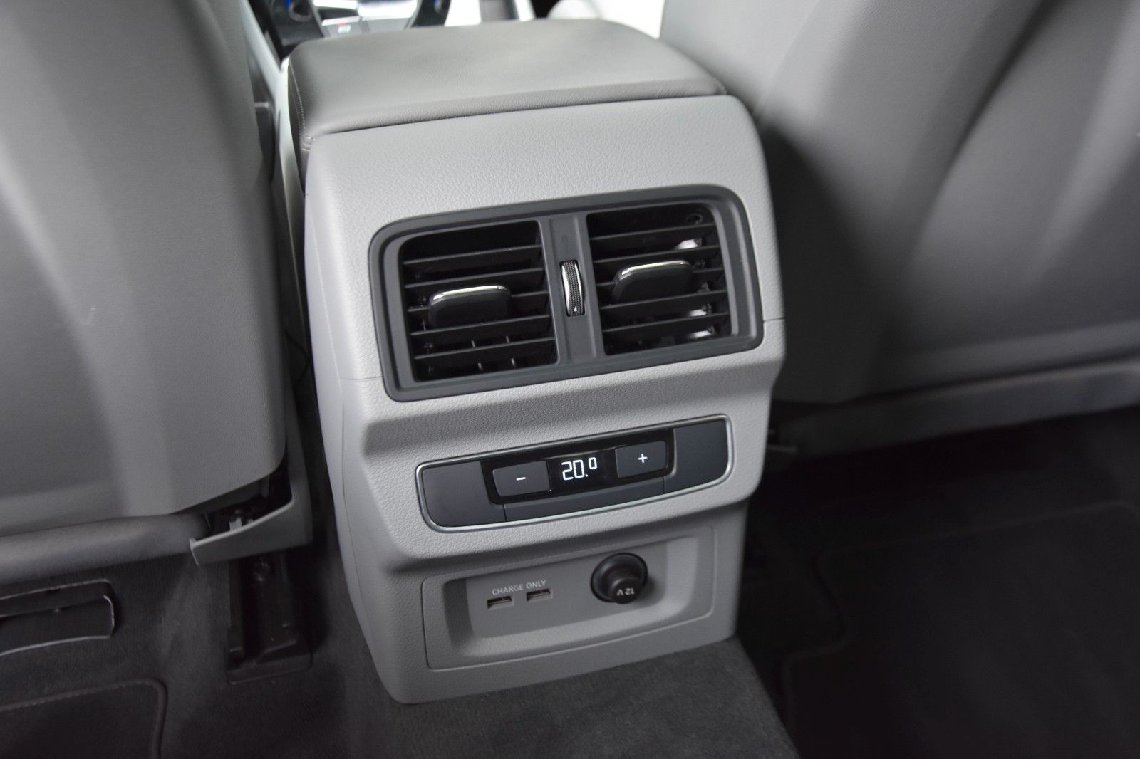 Audi Q5 Sportback 50TFSIe quattro S line PANO B&O KAM