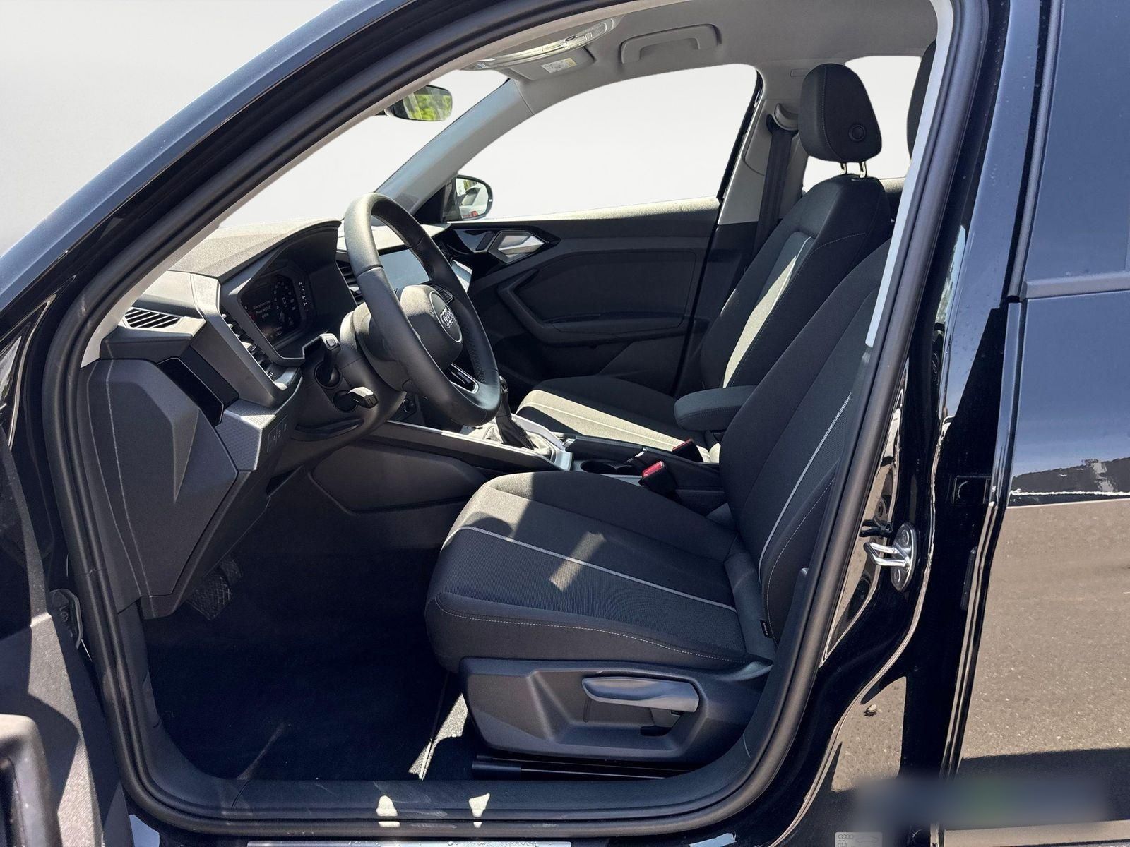Audi A1 allstreet 30 TFSI S tronic - Samsaru's Car Outlet