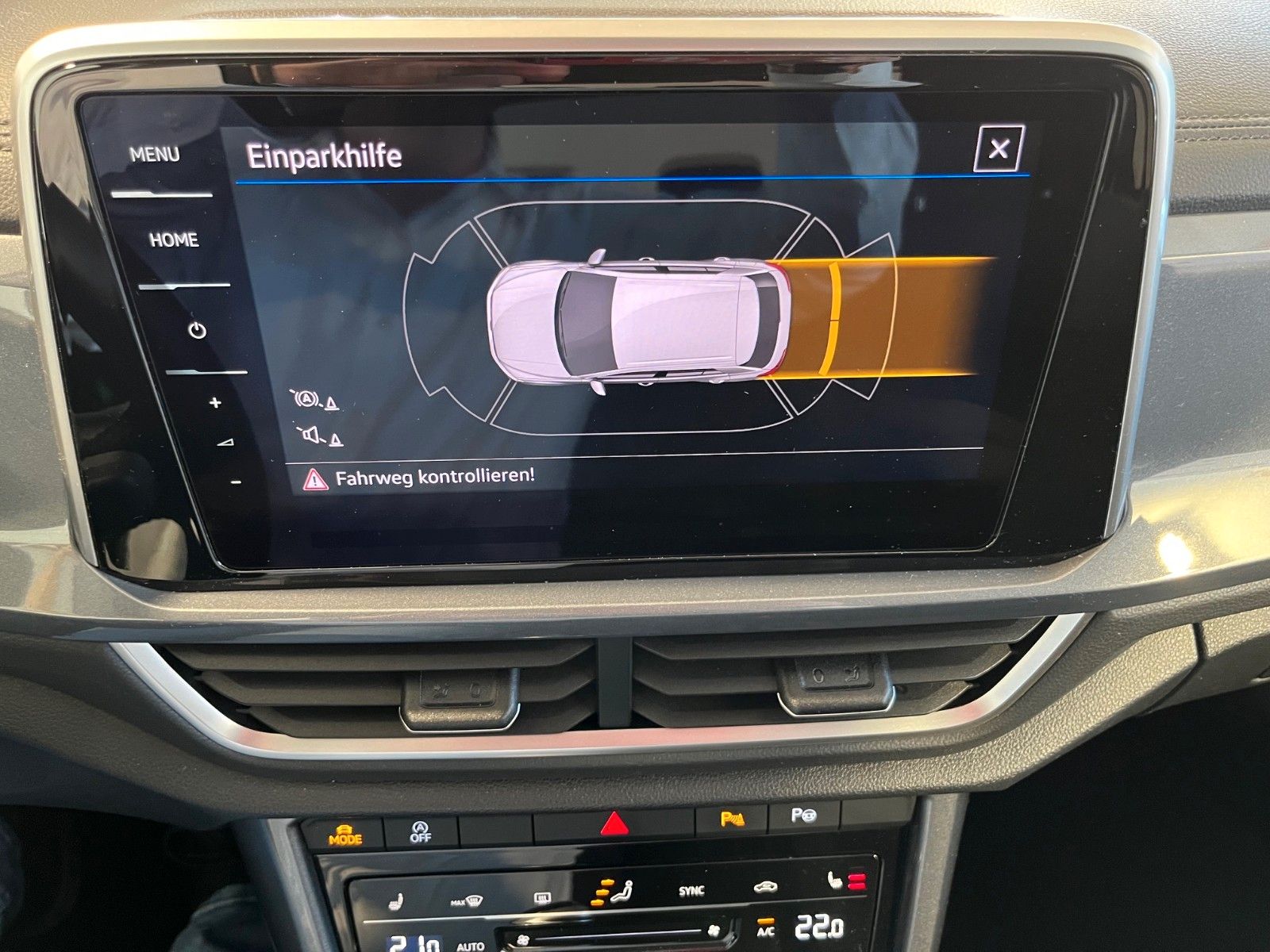 Volkswagen T-Roc 1.0TSi Style - Samsaru's Car Outlet