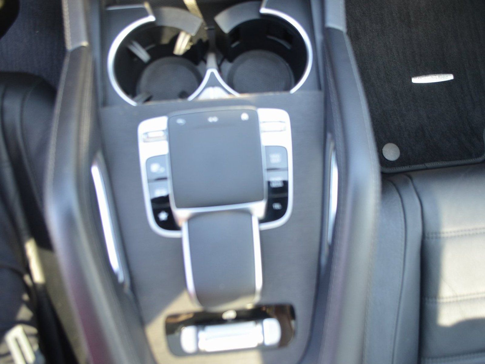 Mercedes-Benz d 4M AMG MULTIBEAM 360° AHK PANO BURMESTER AIRMA