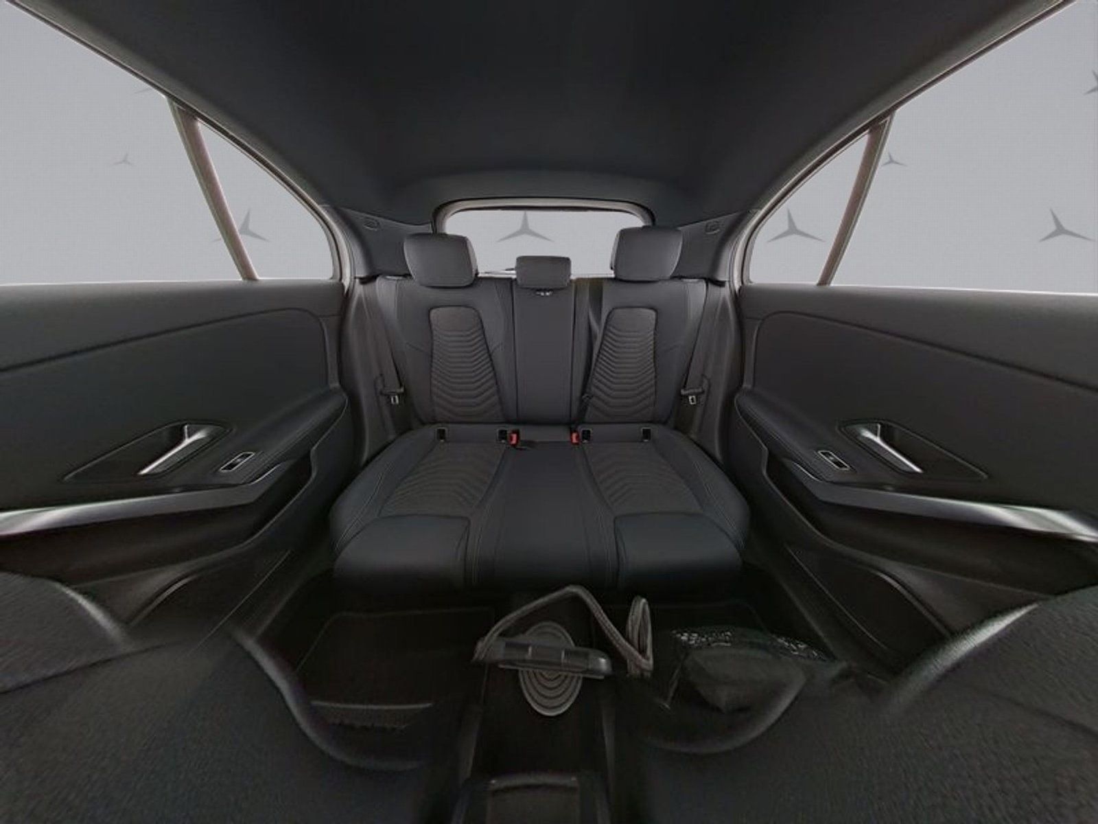 Mercedes-Benz A 180 PROGRESSIVE - Samsaru's Car Outlet