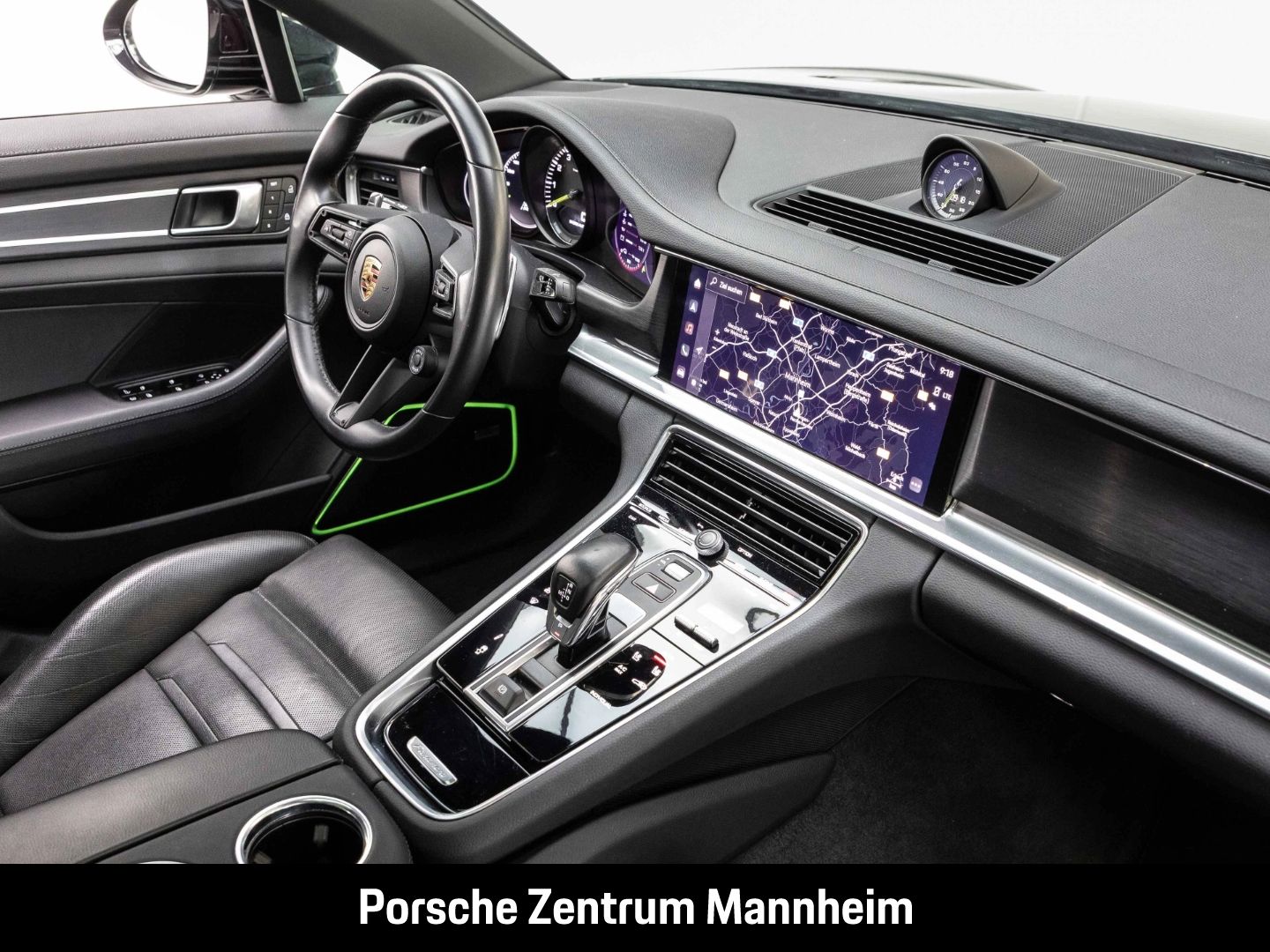 Porsche Panamera 4 E-Hybrid Platinum Edition SportDesign