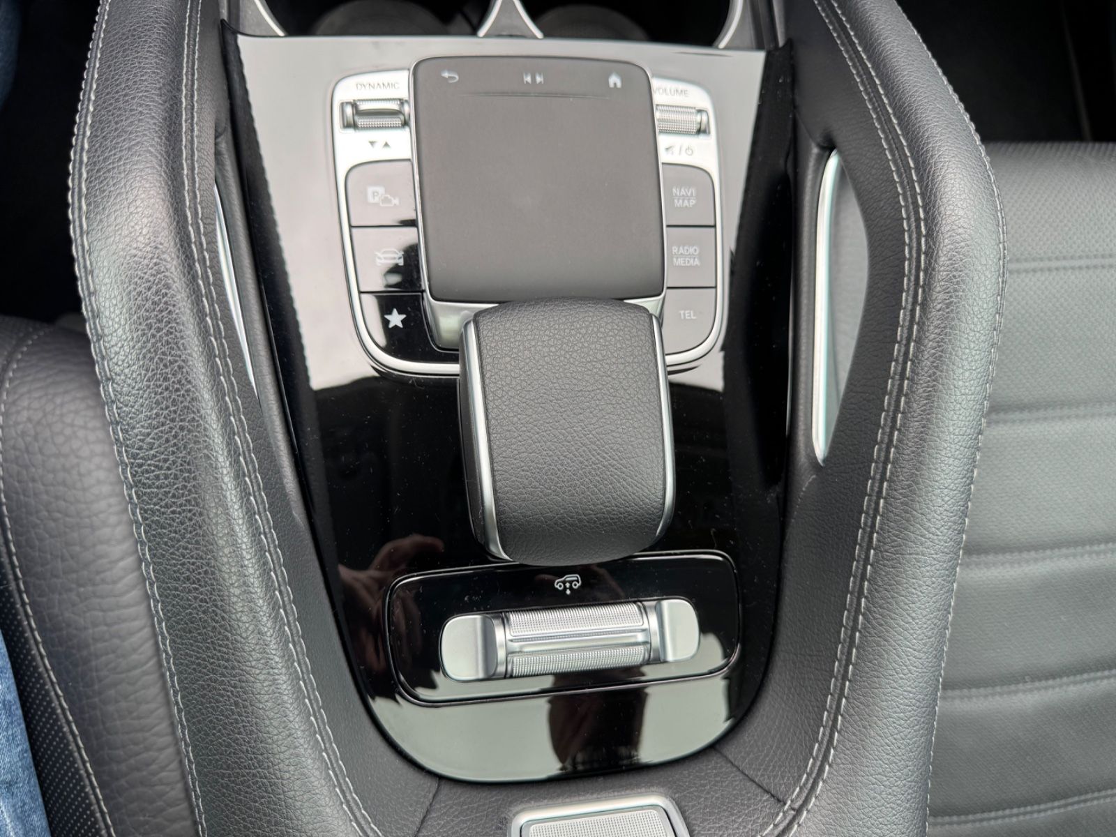 Mercedes-Benz GLE 450 AMG 4Matic-HeadUp-Pano-Leder-Luft