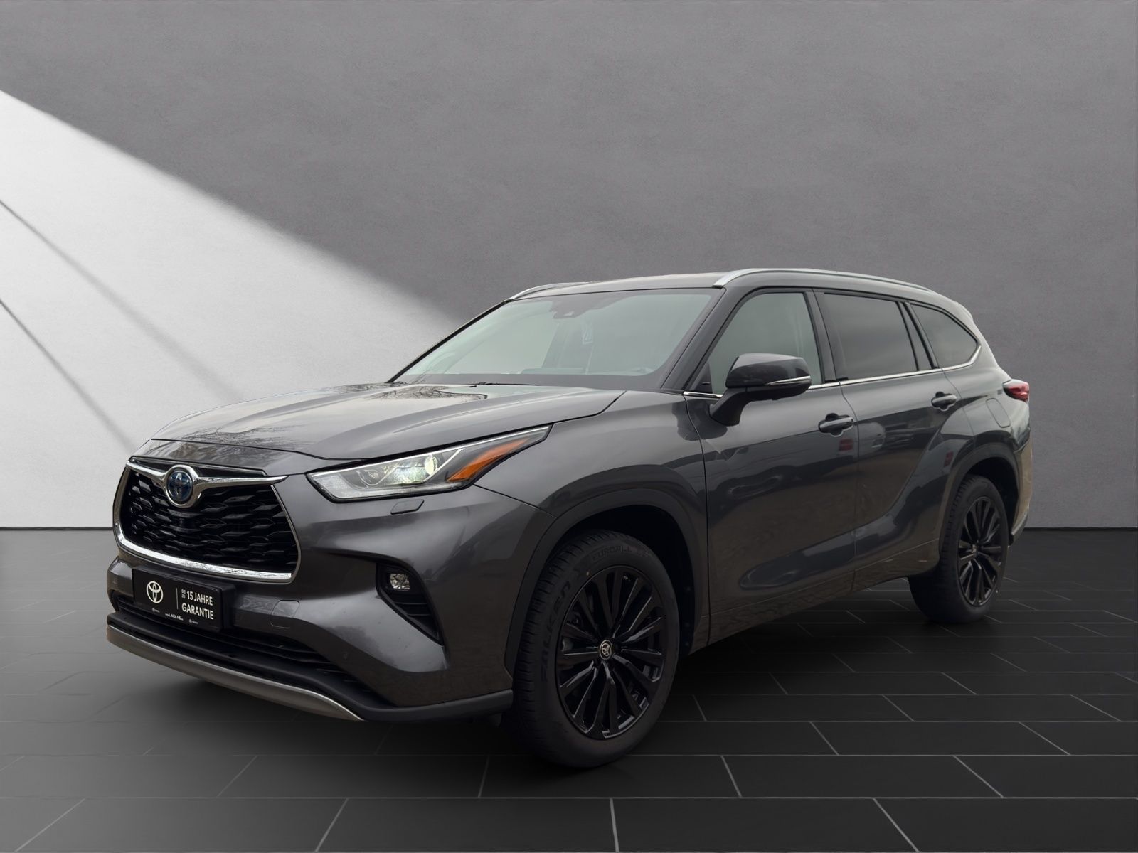 Toyota Highlander Hybrid Luxury 7 SITZER+LEDER+HuD+JBL