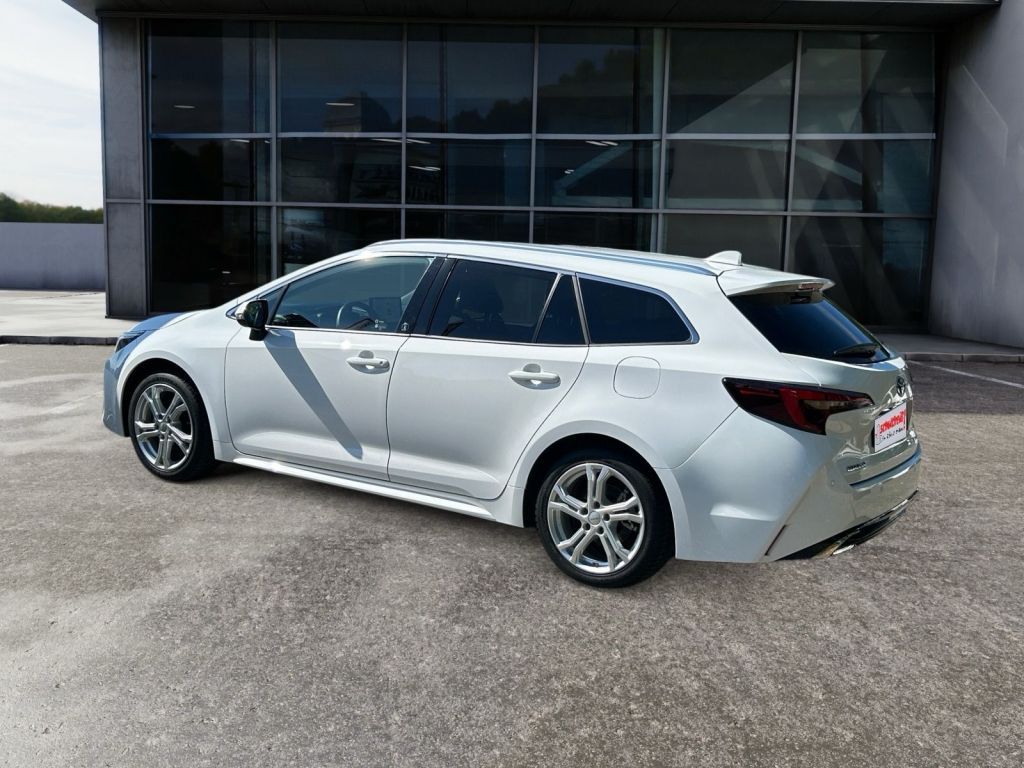 Toyota Corolla 1.8 Hybrid Touring Sports Team Deutschla