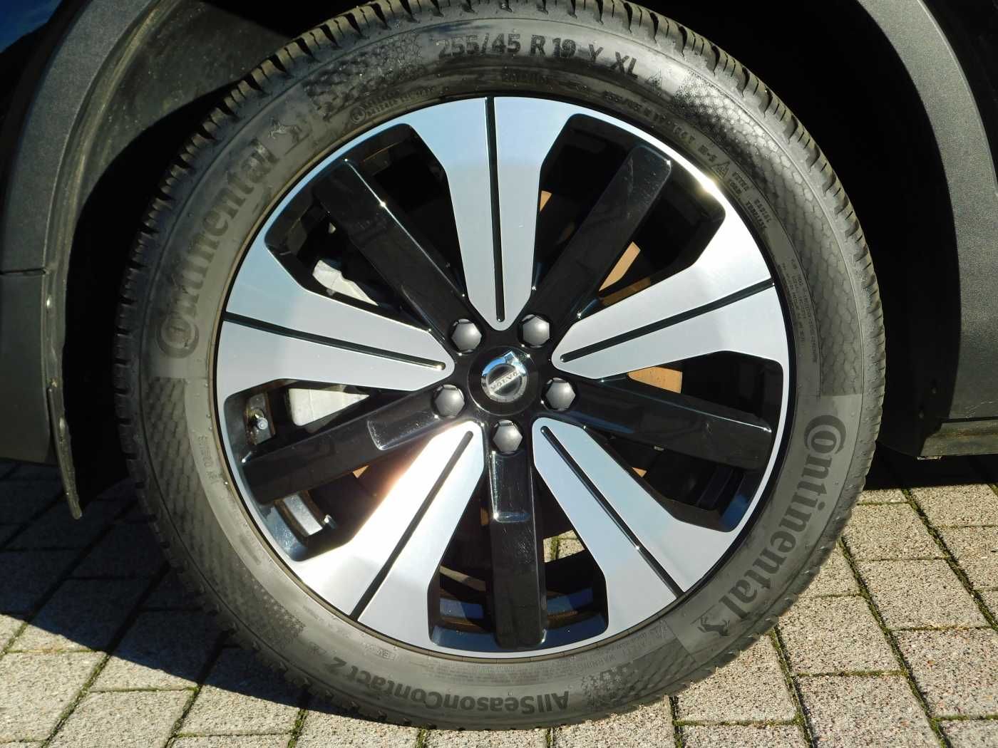 Volvo XC40 Recharge Twin Motor AWD Plus 'AHK, GJR'