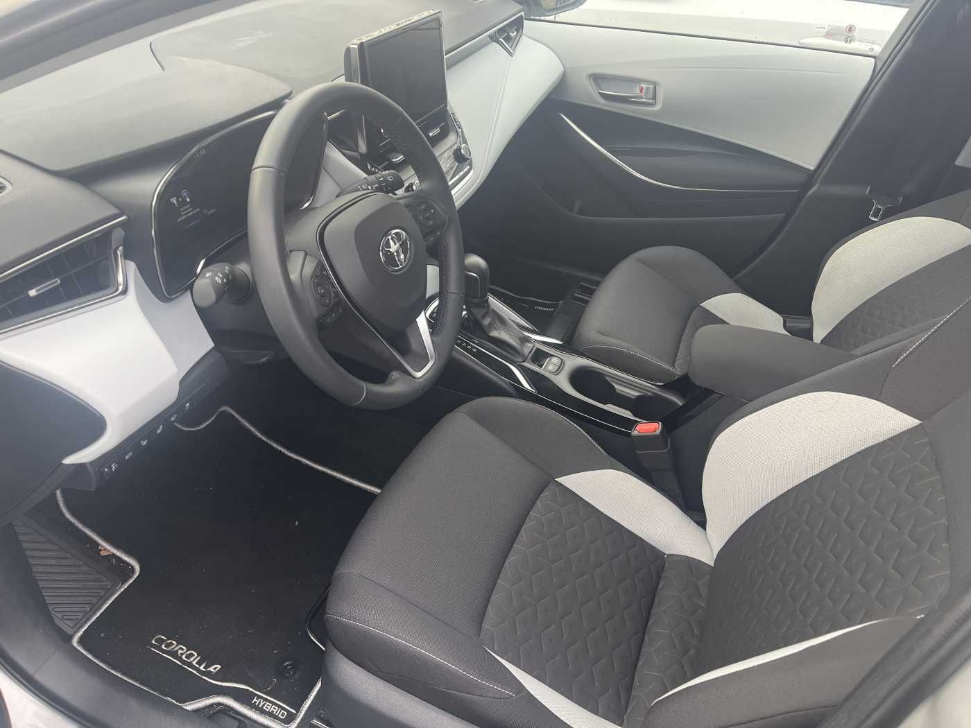 Toyota Corolla Touring Sports Hybrid - Samsaru's Car Outlet