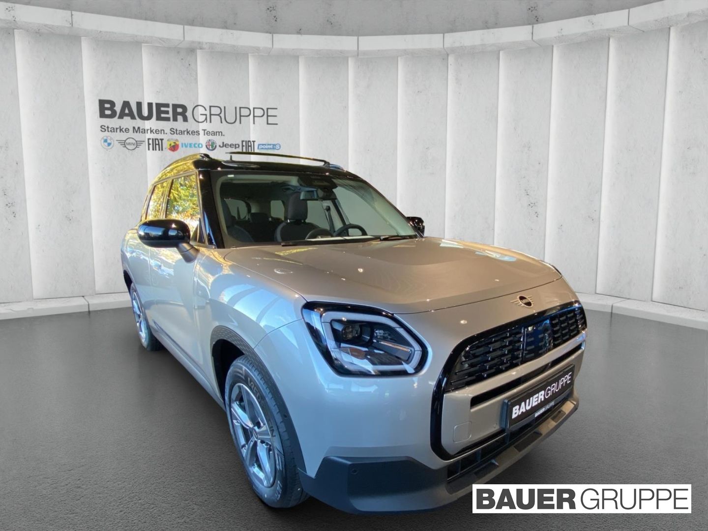 MINI Countryman C Classic Trim - Samsaru's Car Outlet