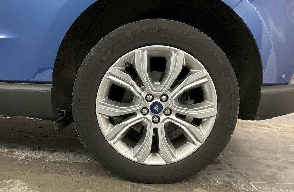 Ford Edge Titanium