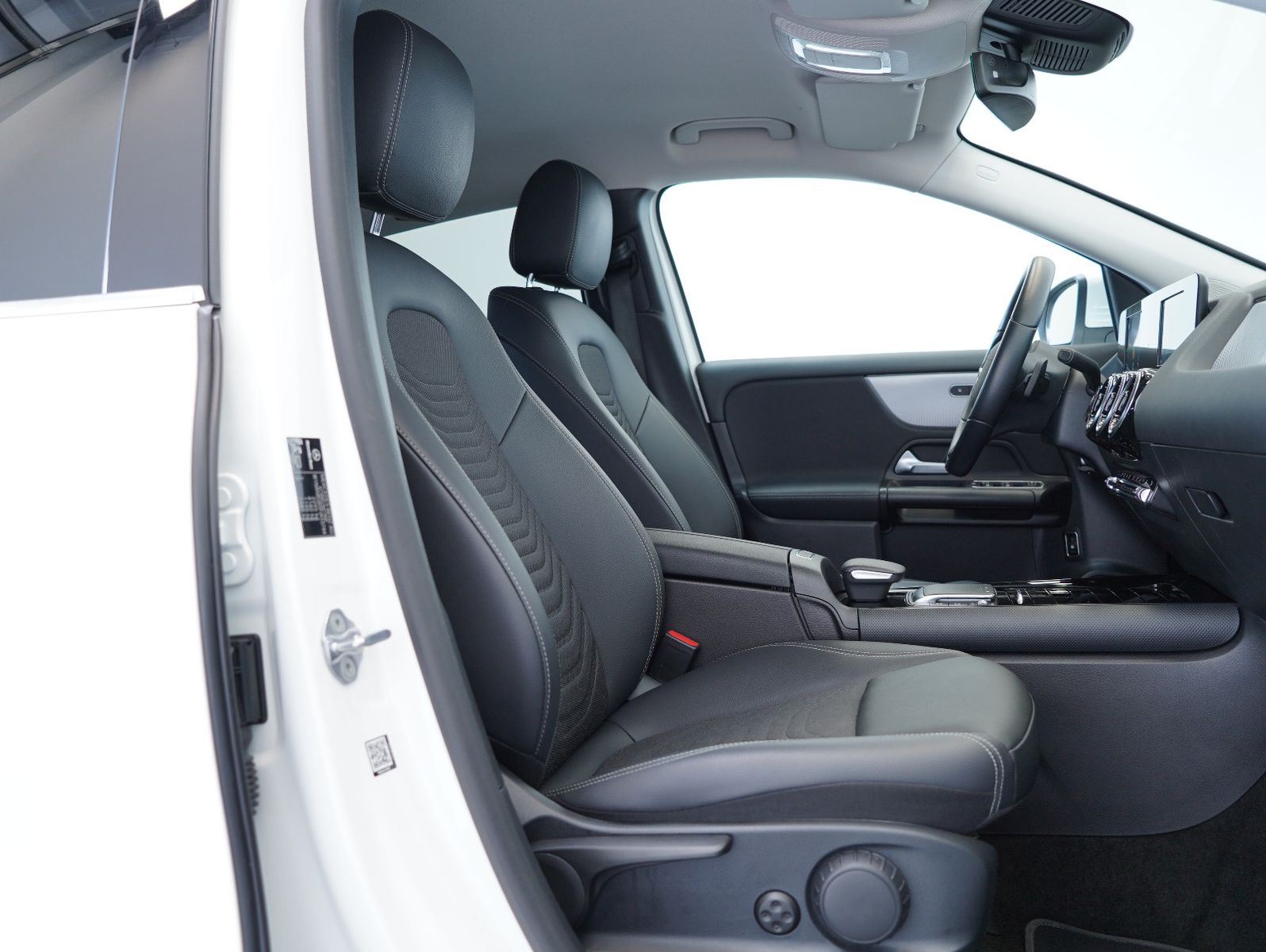 Mercedes-Benz GLA 250 e LED/NAVI/KAMERA