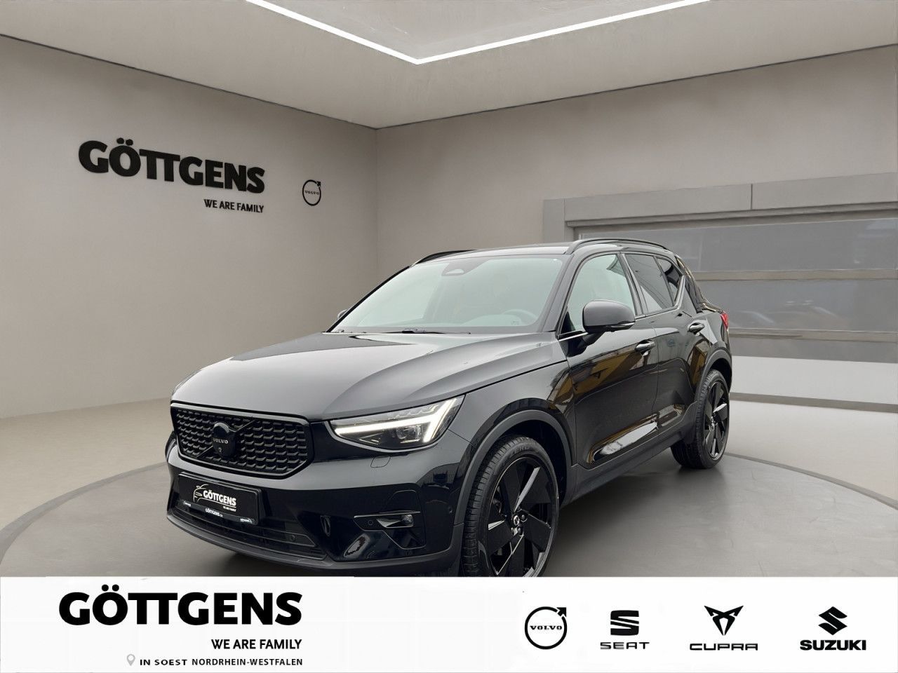 Volvo XC40 B3 Ultra Black Edition AHK BUSINESS PAKET