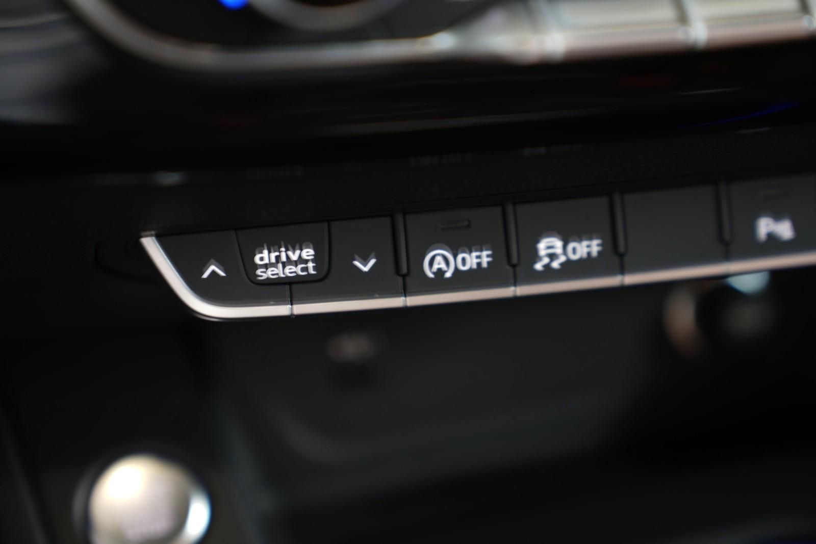Audi A4 Avant 50 TDI quattro S line *AUT*KEYLEES*LED*
